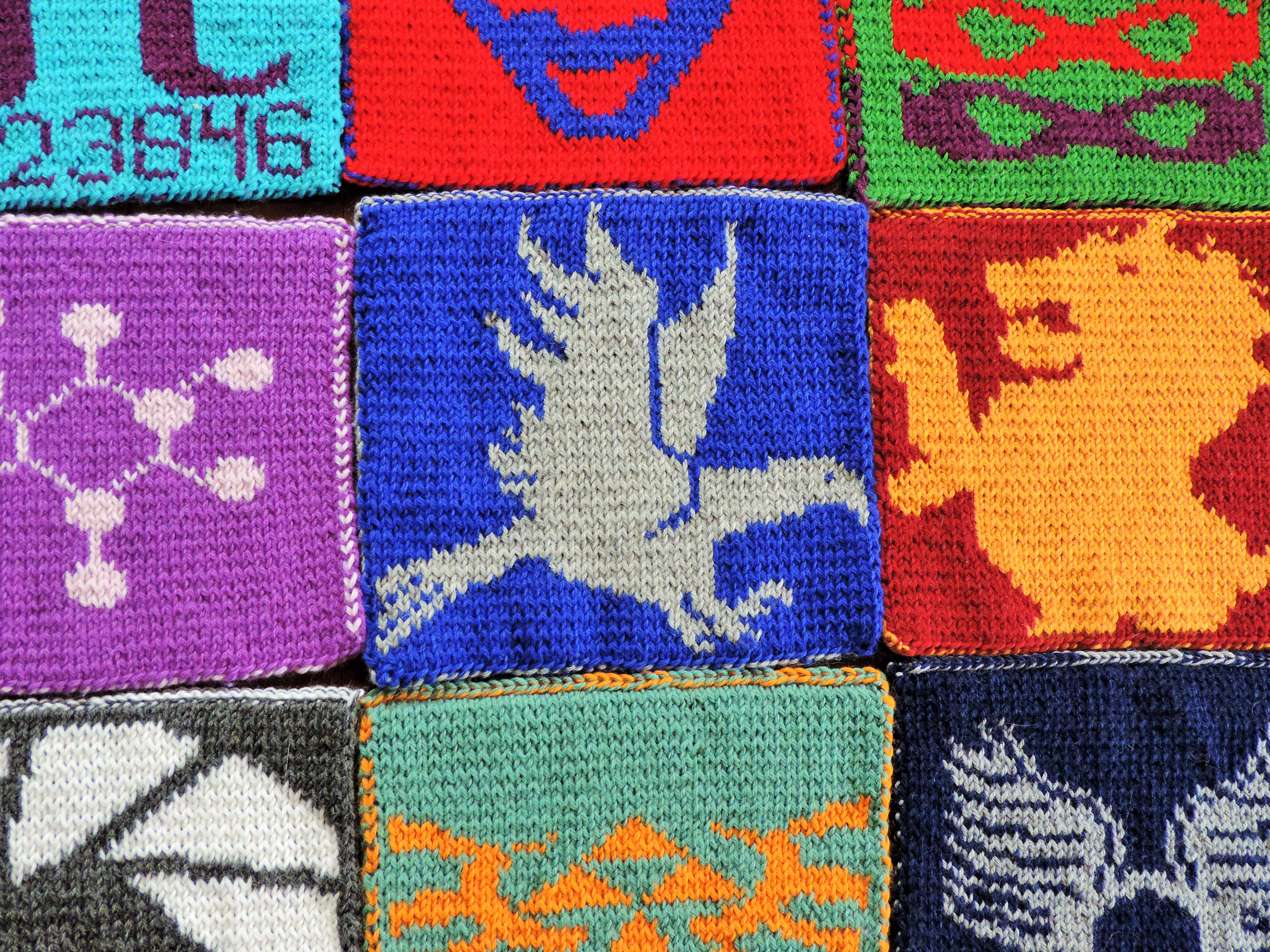 Harry Potter. 16 Free Small Cross Stitch Patterns PDF  Harry potter cross  stitch pattern, Cross stitch charts, Small cross stitch